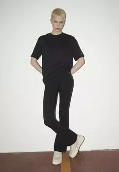 Спортивные брюки JAZZ SLIM FIT CHAMPION LOGO Champion, черный