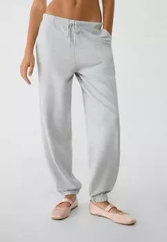 Спортивные брюки PLUSH JOGGERS Stradivarius, серый