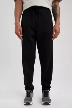 Спортивные брюки с принтом Defacto, черный