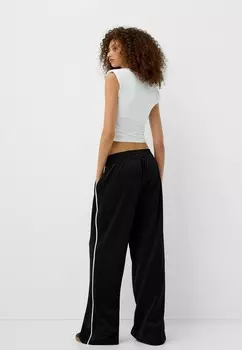 Спортивные брюки SIDE STRIPES Bershka, черный