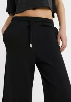 Спортивные брюки With An Elastic Waistband And Adjustable Drawstrings. Side Pockets. Wide-Leg Design. Stradivarius, черные