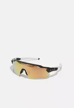 Спортивные очки Oakley