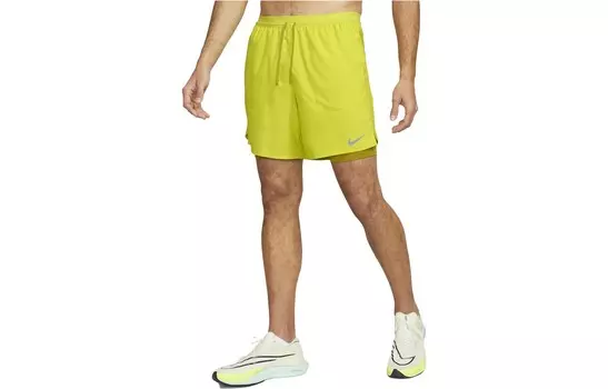 Спортивные шорты мужские ярко-желтые Nike, желтый