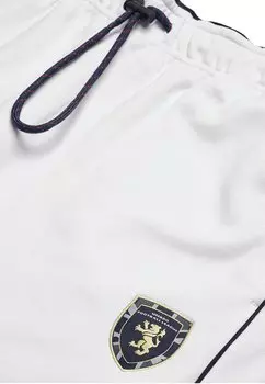 Спортивные шорты Umbro, белые