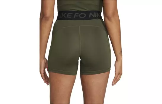Спортивные шорты женские зеленые Nike