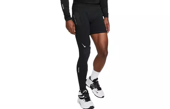 Спортивные штаны мужские черные Nike, черный