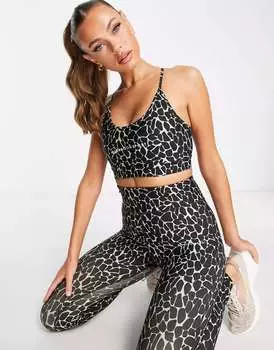 Спортивный бюстгальтер с легкими поддерживающими бретелями Pink Soda черного цвета с животным принтом