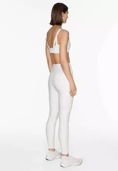 Спортивный бюстгальтер с сильной поддержкой FIRM OYSHO, белый