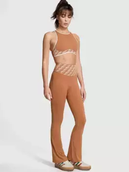 Спортивный бюстгальтер с высоким воротником и логотипом Relay Pink, цвет Toffee