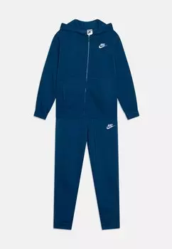 Спортивный костюм CLUB TRACKSUIT UNISEX SET Nike Sportswear, цвет court blue/white