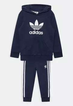 Спортивный костюм SET adidas Originals, цвет night indigo
