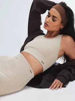 Спортивный топ Savage X Fenty Seamless Sport Racerback Tank, цвет Washed Doe Eyed Beige