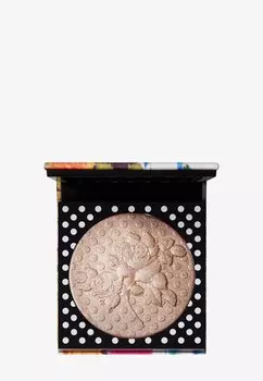Спреи и закрепляющие порошки Extra Dimension Skinfinish Richard Quinn Edition MAC, цвет kitten