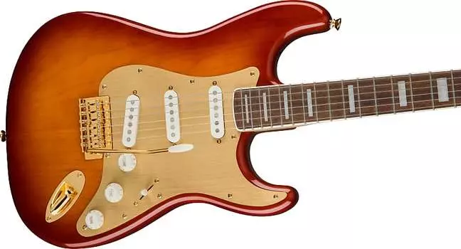 Squier 40th Anniversary Stratocaster, Gold Edition, накладка на гриф Laurel, накладка из анодированного золота, Sienna Sunburst Fender 0379410547