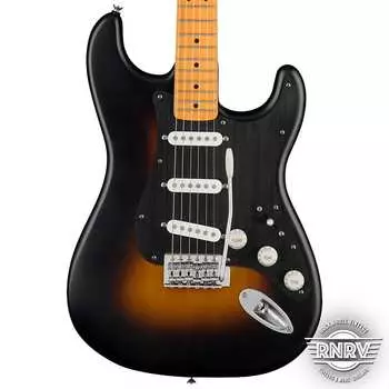 Squier 40th Anniversary Stratocaster, Vintage Edition, кленовый гриф, черная анодированная накладка, атласные широкие двухцветные солнечные лучи