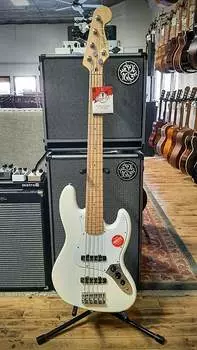 Squier Affinity Jazz Bass V с кленовым грифом Olympic White Affinity Jazz Bass V with Maple Fretboard