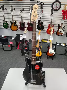 Squier Affinity Series Jaguar Charcoal Frost Metallic с накладкой из индийского лавра Affinity Series Jaguar Charcoal Frost Metallic With Indian Laurel Fingerboard