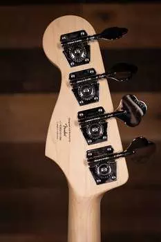 Squier Affinity Series Jazz Bass, Maple FB, 3 цвета Sunburst Affinity Series Jazz Bass Maple Fingerboard White Pickguard...