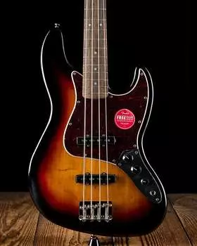 Гитара Squier Classic Vibe '60s Jazz, солнечные лучи