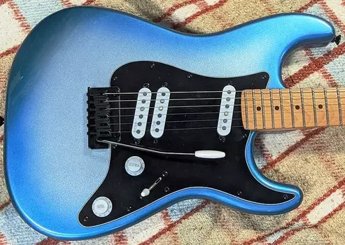 Squier Contemporary Stratocaster Special Skyburst Металлический тополь с кленовым грифом Круто!