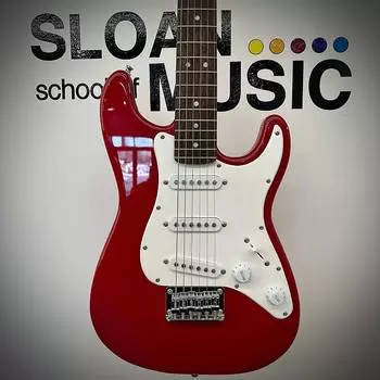 Squier Mini Stratocaster - Дакота Красный Fender Mini Stratocaster V2 with Laurel Fretboard
