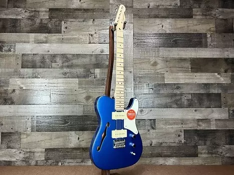 Squier Paranormal Cabronita Telecaster Thinline — синий Лейк-Плэсид с пергаментной накладкой Squier Paranormal Cabronita Telecaster Thinline - Lake Placid Blue with Parchment Pickguard