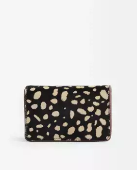 Средний кожаный женский кошелек с клапаном и анималистичным принтом Parfois, черный