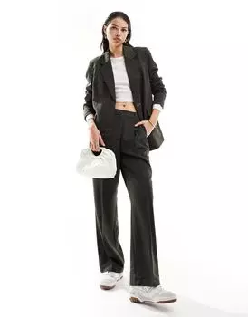 Сшитые на заказ широкие брюки цвета хаки от Vero Moda — часть комплекта