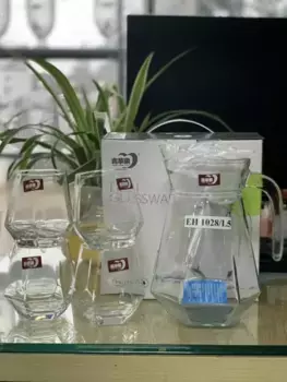 Стаканы DELI