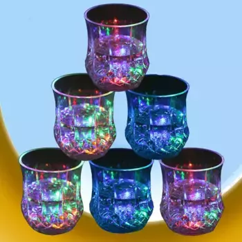 Стаканы Vyydsdzhg