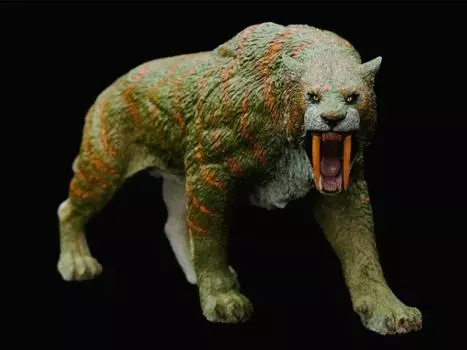 Статуэтка Smilodon Populator "Stray Cat" (VHS Ver.) Deluxe 1:11±1 Scale BBTS Exclusive Limited Edition Replica Rebor