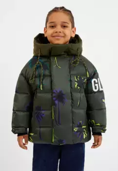 Стеганая куртка Гулливер с необычными принтами Gulliver, хаки