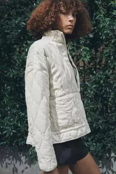 Стеганая куртка из коллекции zw ZARA, экрю