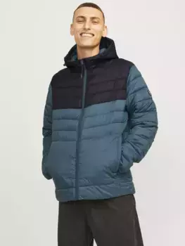 Стеганая куртка Jack & Jones "JJESPRINT PUFFER HOOD NOOS", с капюшоном, цвет Magical Forest Detail:Black Blocking