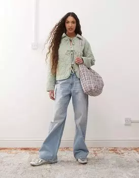 Стеганая куртка-подкладка цвета зеленого шалфея Miss Selfridge