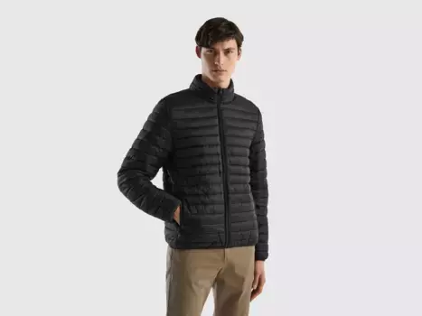 Стеганая куртка United Colors of Benetton с карманами на молнии, черный