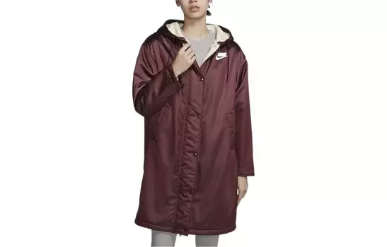 Стеганая куртка женская бордовая Nike