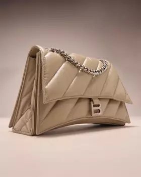 Стеганая сумка на плечо Crush среднего размера с цепочкой Balenciaga