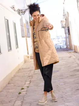 Стеганое пальто Inspirations Inspirationen, цвет Camel