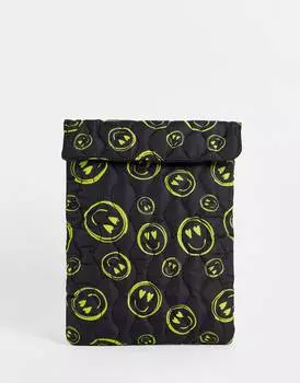 Стеганый чехол для ноутбука с принтом счастливого лица ASOS DESIGN