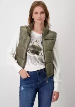 Стеганый жилет Monari, удлиненный спереди, потайная резинка с фиксатором шнура, зеленый