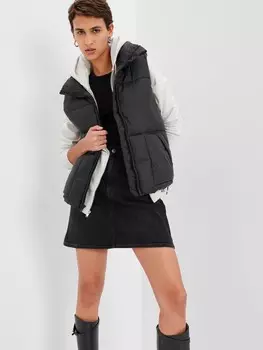 Стеганый жилет на молнии Gap, черный