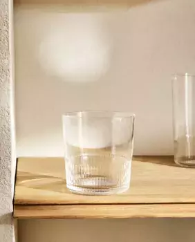 Стеклянный стакан с приподнятым дизайном Zara Home, прозрачный