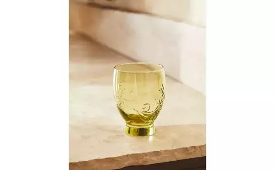Стеклянный стакан с приподнятым дизайном Zara Home, зеленый