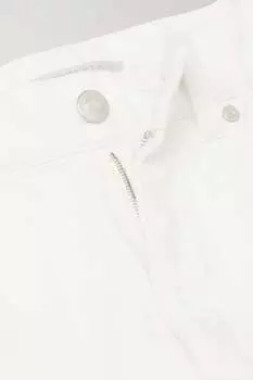 STELLA MCCARTNEY + NET SUSTAIN шорты из потертого денима из органического денима с вышивкой, белый