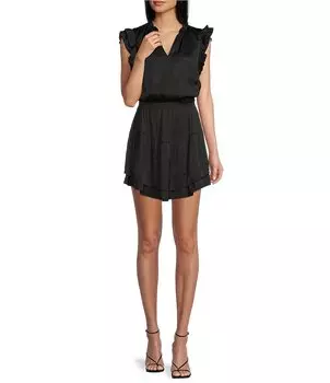 Steve Madden Атласное мини-блузонное платье Prairie Dreams с v-образным вырезом и рюшами и короткими рукавами, черный