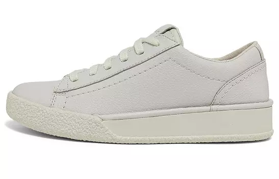 Стильные женские кеды для скейтбординга с низким верхом белого цвета Clarks