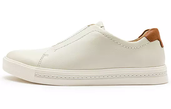 Стильные женские кеды для скейтбординга с низким верхом белого цвета Clarks