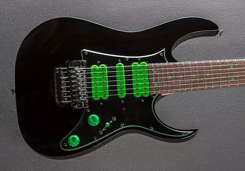 Стив Вай UV70P - черный Ibanez Steve Vai UV70P -
