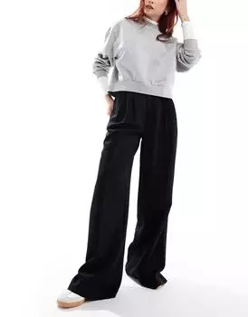 Stradivarius – Элегантные брюки черного цвета с широким кроем и плиссированными деталями